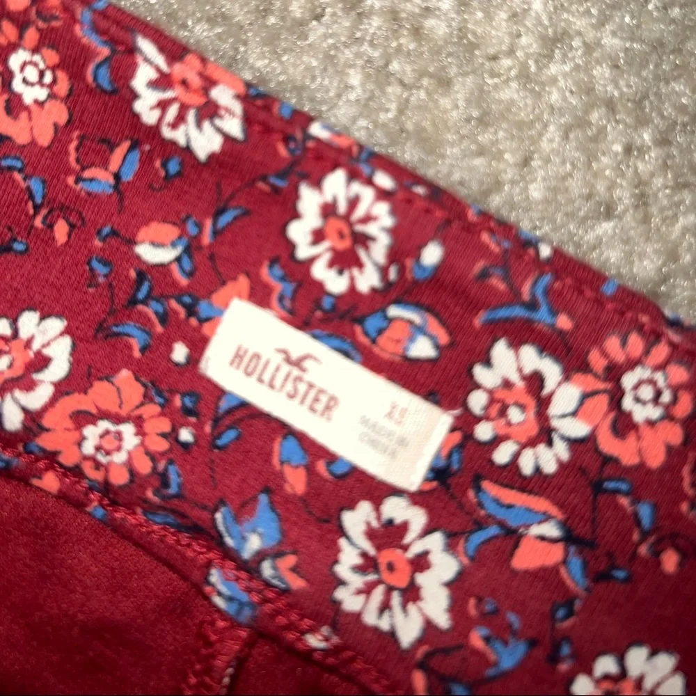 Hollister Red, Pink & Blue Floral High Waist shorts size XS - Picture 6 of 10